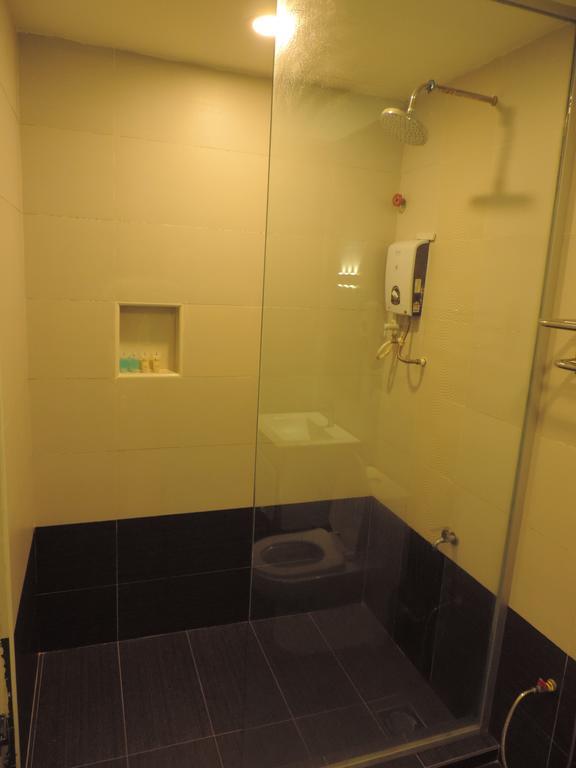 Golden Leaf Boutique Hotel ยะโฮร์บาห์รู ภายนอก รูปภาพ
