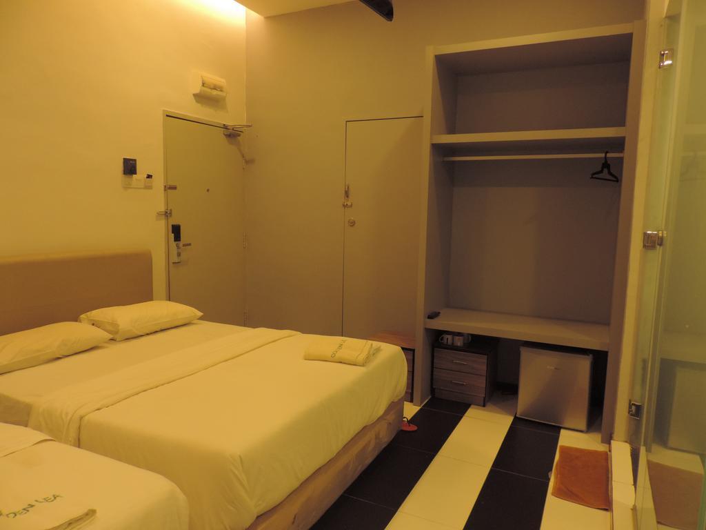 Golden Leaf Boutique Hotel ยะโฮร์บาห์รู ภายนอก รูปภาพ